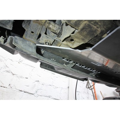 Nissan Navara D23/NP300 (14-) Aluminum Engine Skid Plate Nissan Navara D23/NP300 (14-) Aluminum Engine Skid Plate