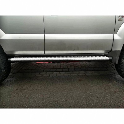 Toyota Land Cruiser 120-125 rock sliders