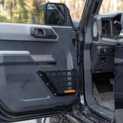 Perforuota plokštė durims vietoj tinklo Ford Bronco (21-)