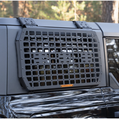 Perforuota išorinė lango plokštė Ford Bronco (21-) Perforuota išorinė lango plokštė Ford Bronco (21-)