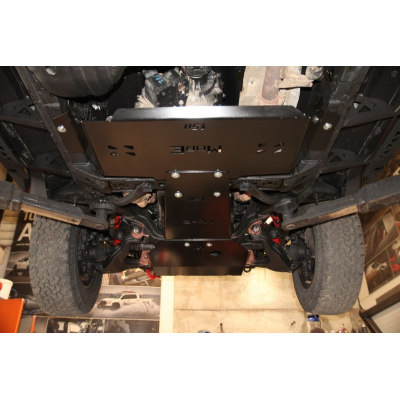 Toyota Land Cruiser 150 Gearbox Skid Plate Toyota Land Cruiser 150 Gearbox Skid Plate