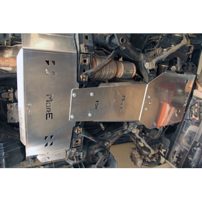 Toyota Land Cruiser 150 (09-14) Aluminum Skid Plate Set For Bumper More4x4 Toyota Land Cruiser 150 (09-14) Aluminum Skid Plate Set For Bumper More4x4