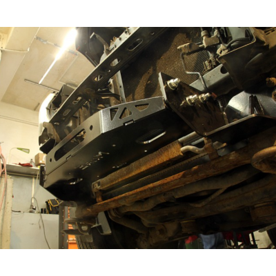 Toyota Land Cruiser 200 (07-15) Winch Mounting Plate Toyota Land Cruiser 200 (07-15) Winch Mounting Plate