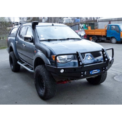 Mitsubishi L200 (05-10) priekinis bamperis Mitsubishi L200 (05-10) priekinis bamperis