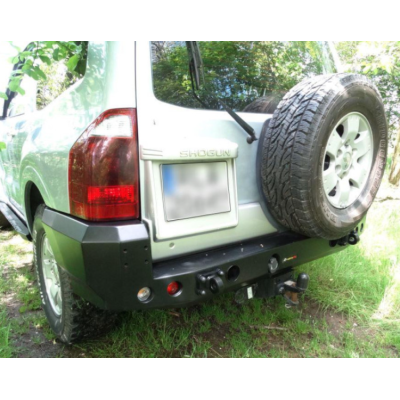 Mitsubishi Pajero III galinis bamperis Mitsubishi Pajero III galinis bamperis