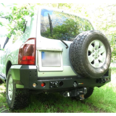 Mitsubishi Pajero III galinis bamperis Mitsubishi Pajero III galinis bamperis