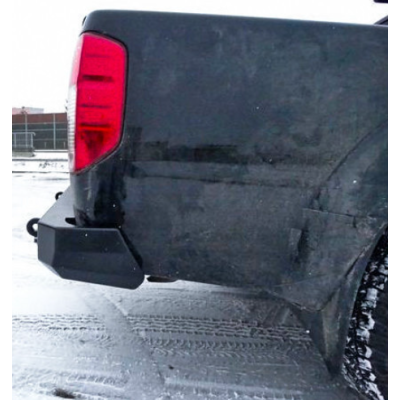 Nissan Navara D40 galinis bamperis Nissan Navara D40 galinis bamperis