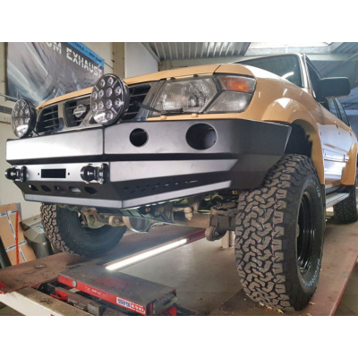 Nissan Patrol Y61 (97-04) priekinis bamperis Nissan Patrol Y61 (97-04) priekinis bamperis