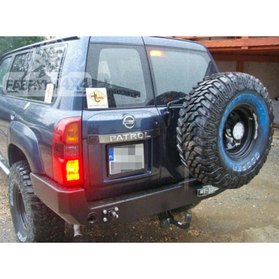 Nissan Patrol Y61 galinis bamperis Nissan Patrol Y61 galinis bamperis