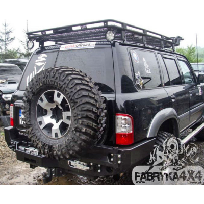 Nissan Patrol Y61 galinis bamperis su vieta gervei