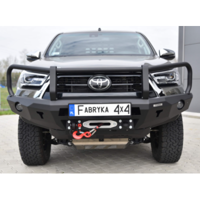 Toyota Hilux Revo (20-) priekinis bamperis Toyota Hilux Revo (20-) priekinis bamperis