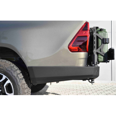 Toyota Hilux Revo (20-) galinis bamperis (ilgas) Toyota Hilux Revo (20-) galinis bamperis (ilgas)