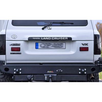 Toyota Land Cruiser 80 galinis bamperis Toyota Land Cruiser 80 galinis bamperis