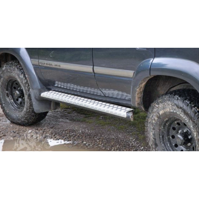Toyota Land Cruiser 80 Step Sliders Toyota Land Cruiser 80 Step Sliders