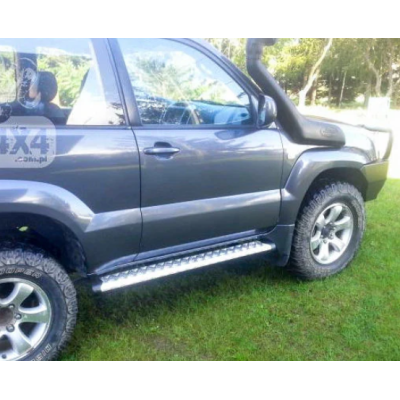 Toyota Land Cruiser 120/125 slenksčiai Toyota Land Cruiser 120/125 slenksčiai