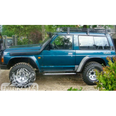 Nissan Patrol Y60 Step Sliders Nissan Patrol Y60 Step Sliders