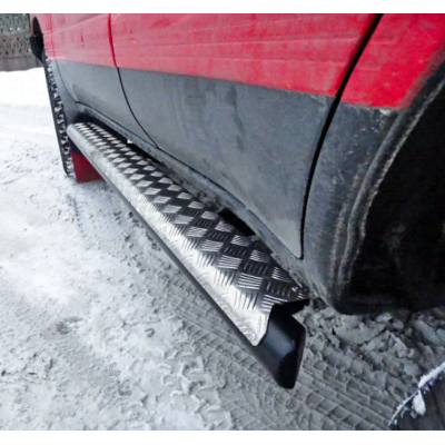 Toyota Land Cruiser 100 Step Sliders Toyota Land Cruiser 100 Step Sliders