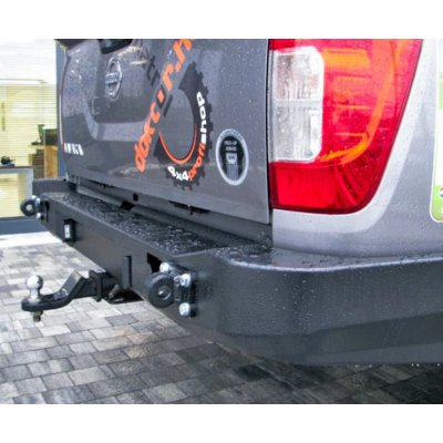 Nissan Navara D23 galinis bamperis ilgas Nissan Navara D23 galinis bamperis ilgas