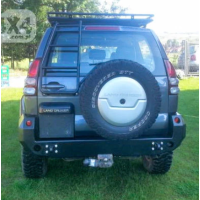 Toyota Land Cruiser 120/125 galinis bamperis Toyota Land Cruiser 120/125 galinis bamperis