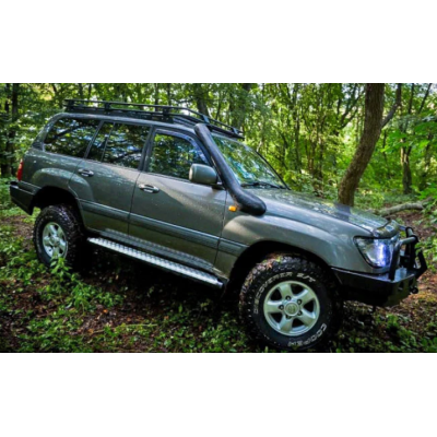 Toyota Land Cruiser 100 stogo bagažinė