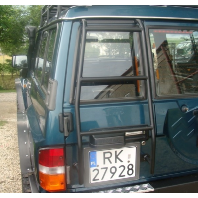 Nissan Patrol Y60 Ladder Long Nissan Patrol Y60 Ladder Long