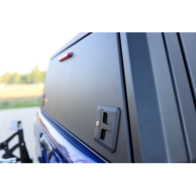 Isuzu D-Max (20-) DC Hardtop Canopy Isuzu D-Max (20-) DC Hardtop Canopy