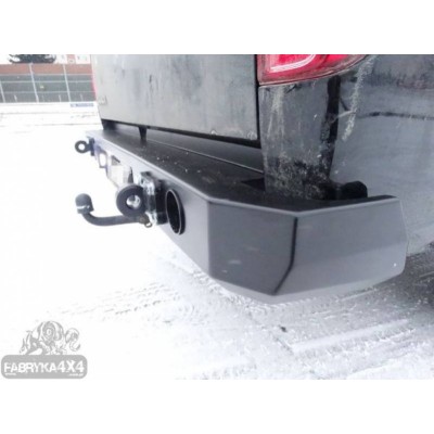 Nissan Navara D40 galinis bamperis Nissan Navara D40 galinis bamperis