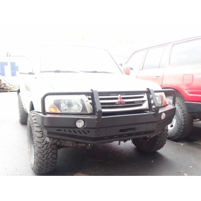 Mitsubishi Pajero III Front Bumper